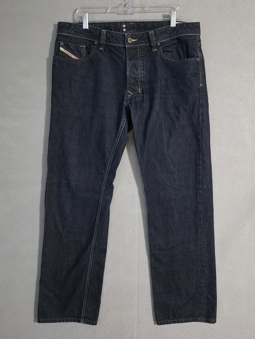 Diesel Mens Larkee Regular Straight Button Fly Denim Jeans 0088Z Size 36x32